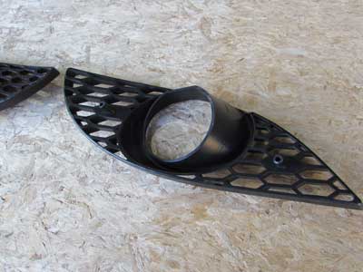 BMW M Sport Front Bumper Fog Light Grille Trim (Left and Right) 33-9912-3 E60 5 Series10